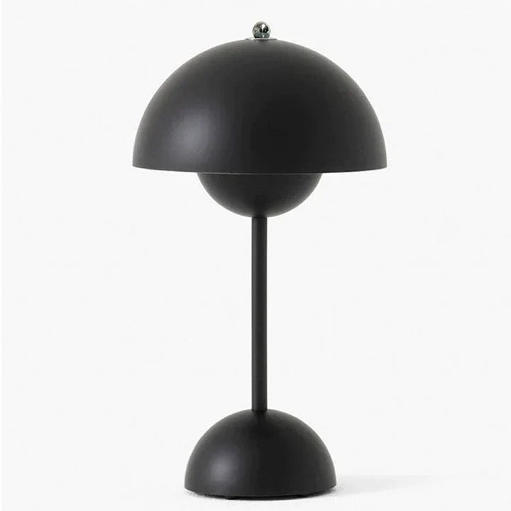 Luxurious contemporary Nordic table lamp