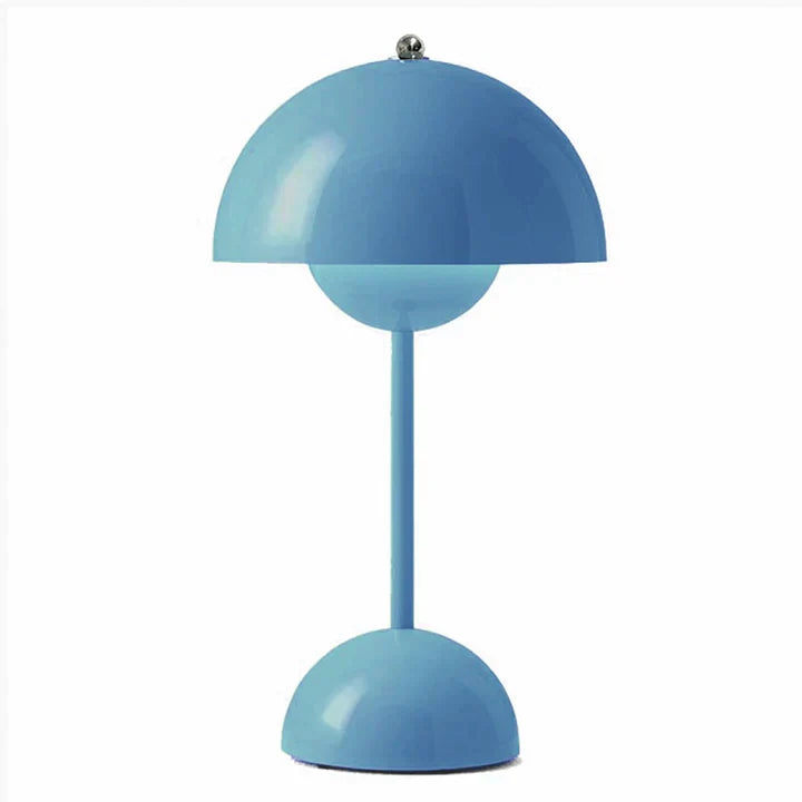 Luxurious contemporary Nordic table lamp
