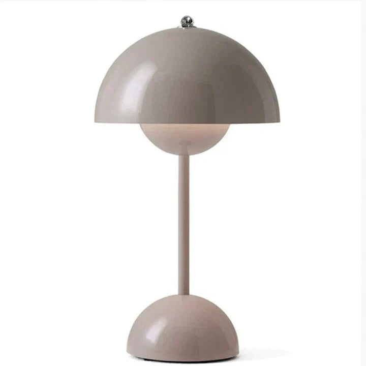 Luxurious contemporary Nordic table lamp