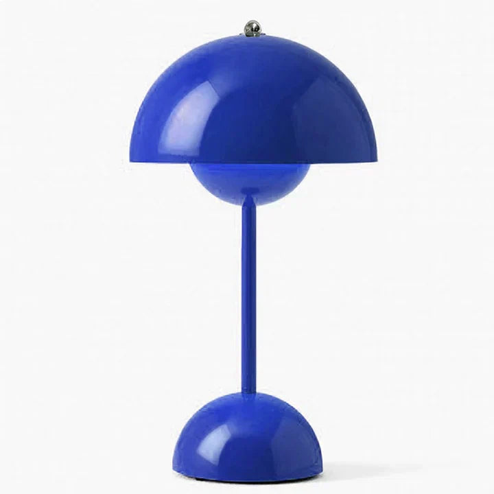 Luxurious contemporary Nordic table lamp