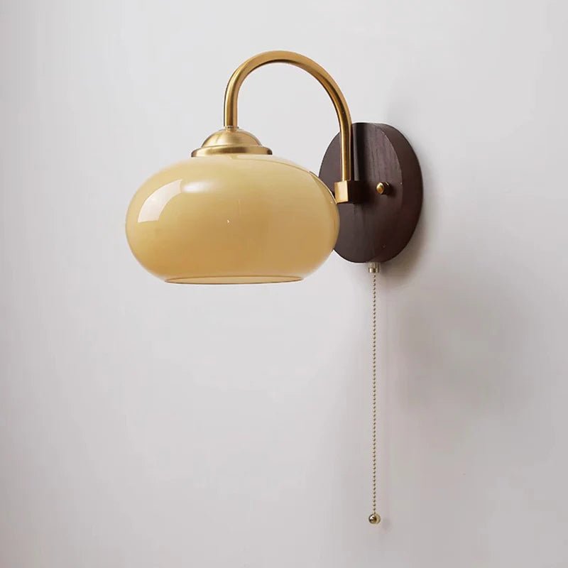 ÁkusVinta | Mid-century wall lamp