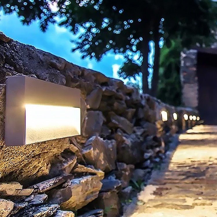 BeseGlow | Square LED outdoor wall light