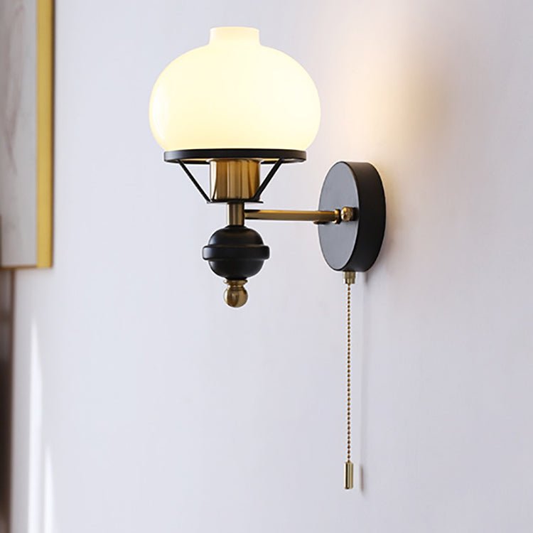 ÉclatBogát | Traditional French wall lamp