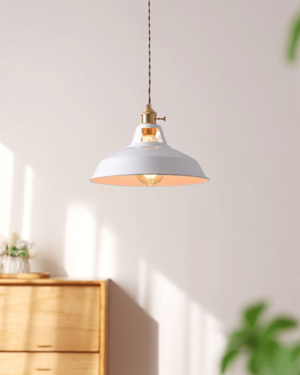 GoldenKósa | Pendant light