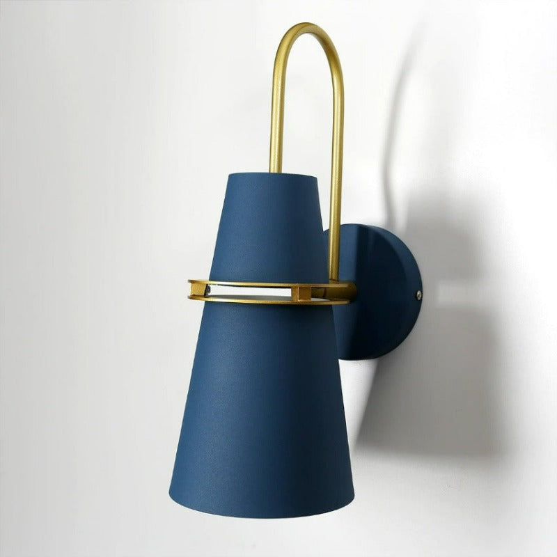 Regina - Modern Wall Sconce