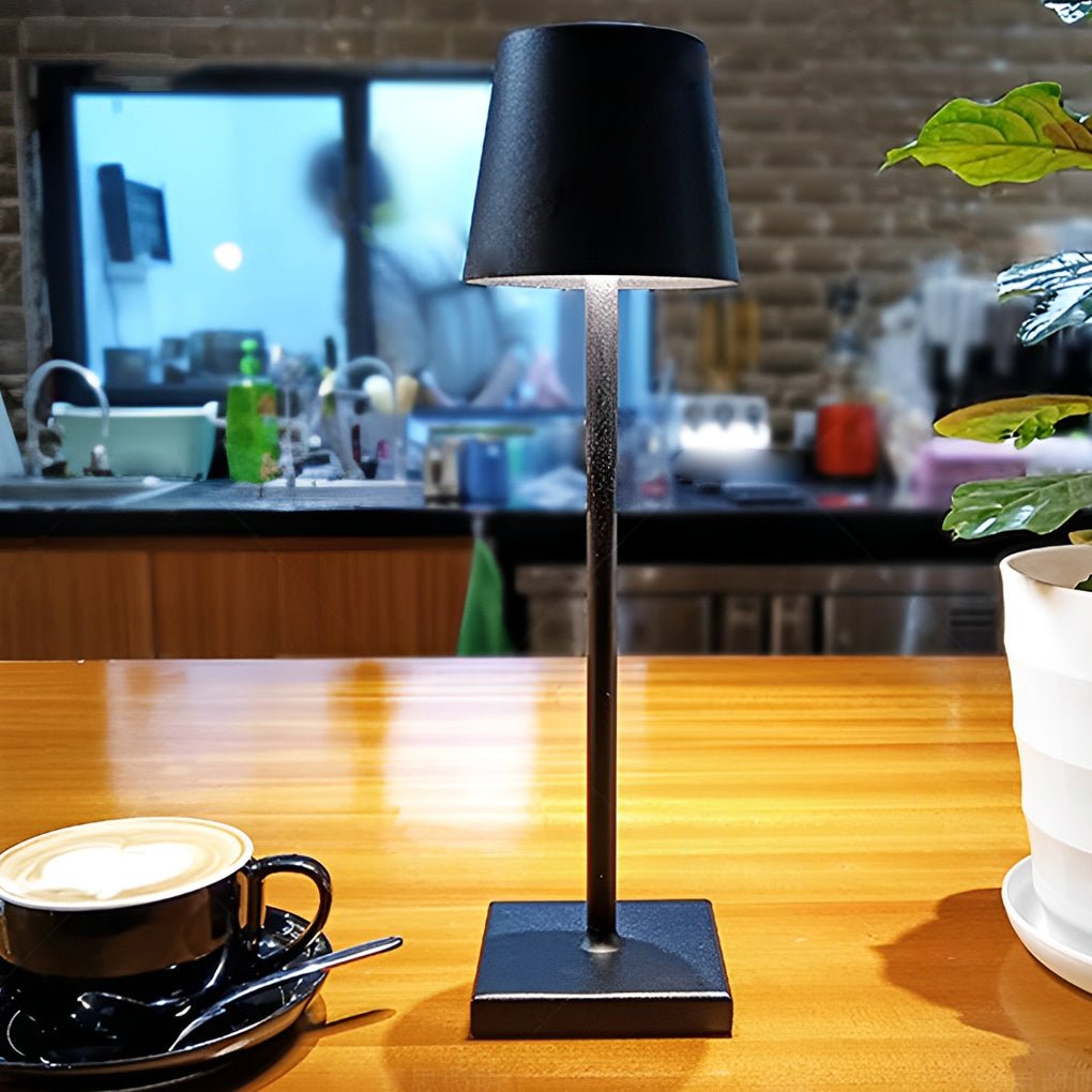 HetényLume | Rechargeable touch-control table lamp