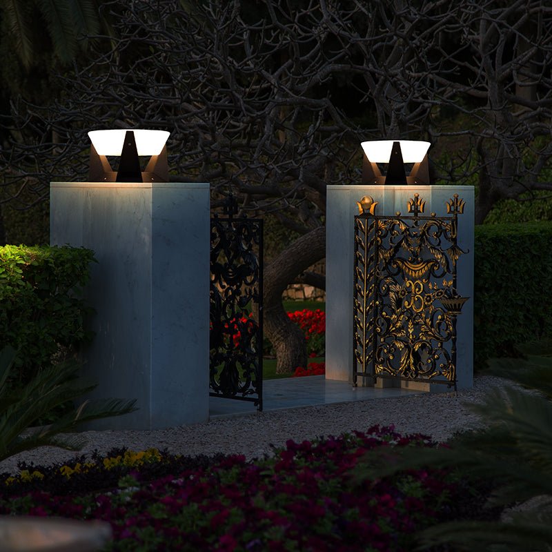 LandingLight | Luxurious solar outdoor light