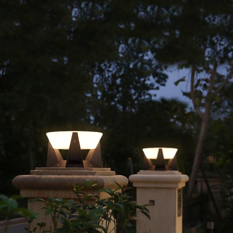 LandingLight | Luxurious solar outdoor light