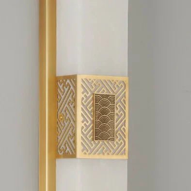 MarbreLuxe | Elegant wall lamp made of marble and brass
