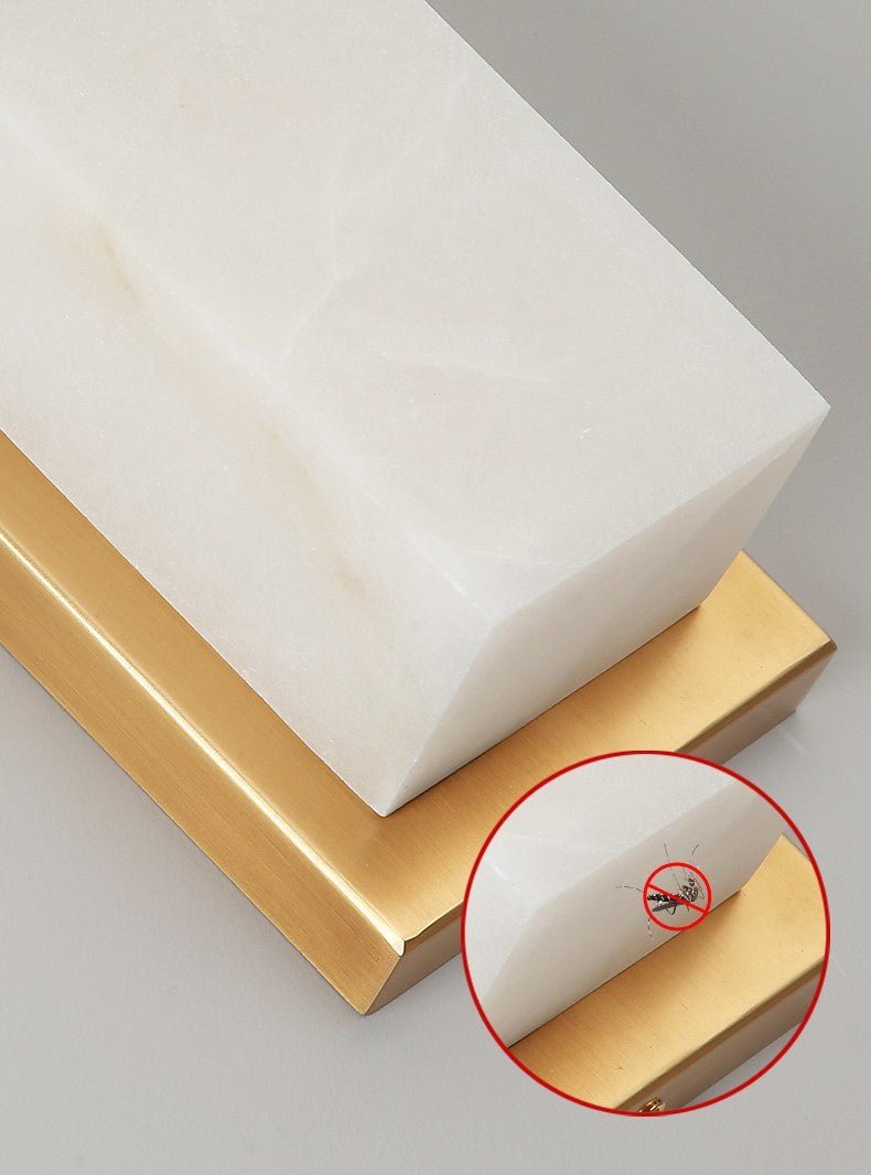 MarbreLuxe | Elegant wall lamp made of marble and brass