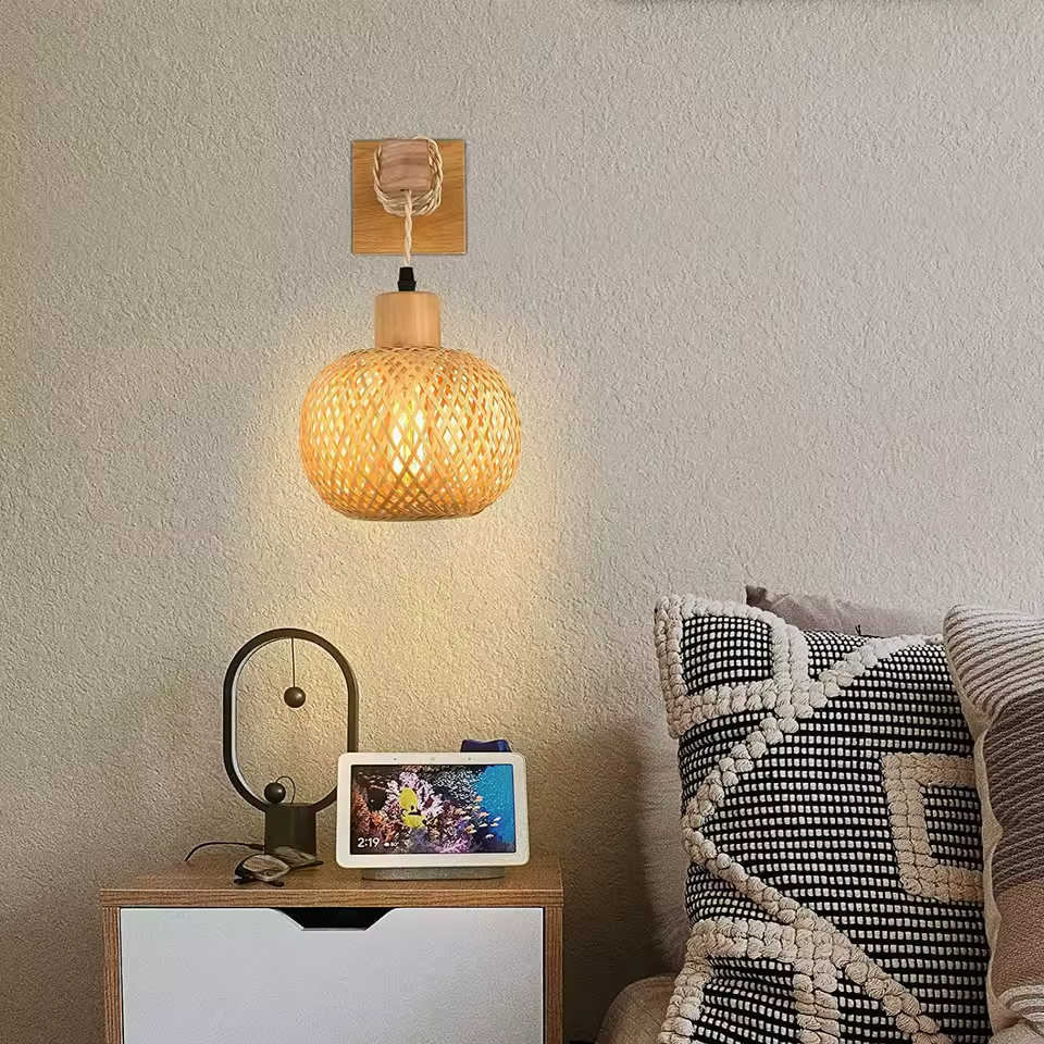Nara – Handwoven Wall Lamp in Bamboo and Rattan