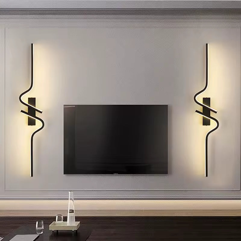 Lunara | Up & Down LED Wall Sconce in Matte Black