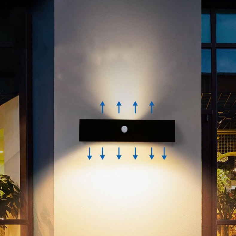 SolaraBátur | Solar-powered LED wall lamp