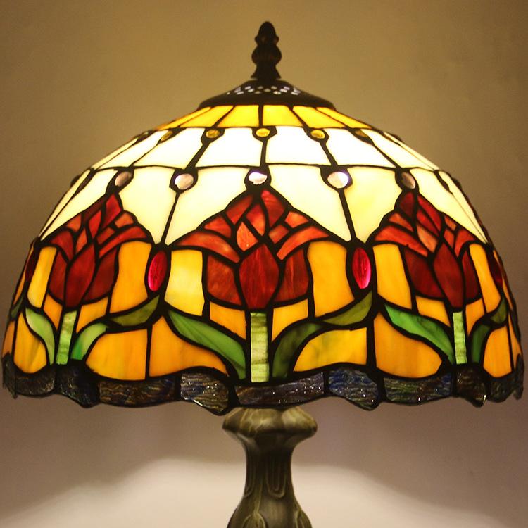 Tiffany Elod | European Stained Glass Table Lamp
