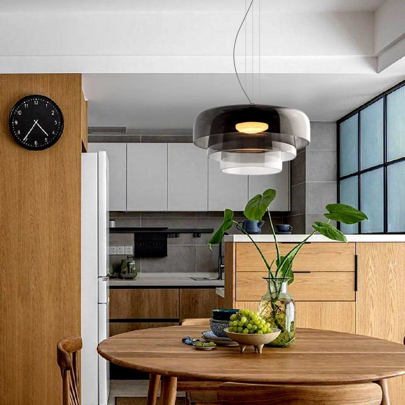 Vitréa | Glass ceiling lamp with historical charm