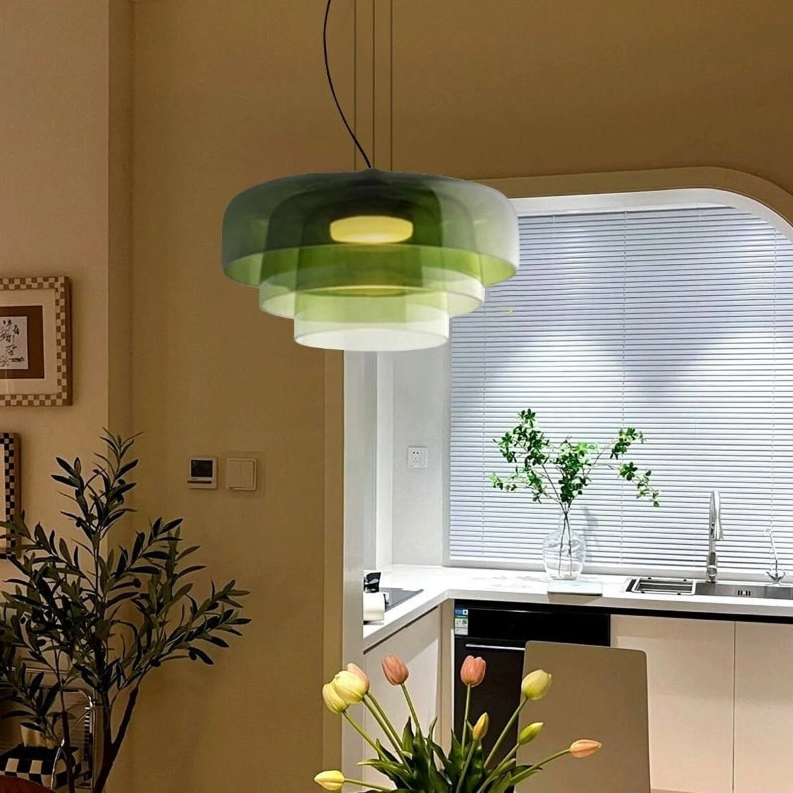 Vitréa | Glass ceiling lamp with historical charm
