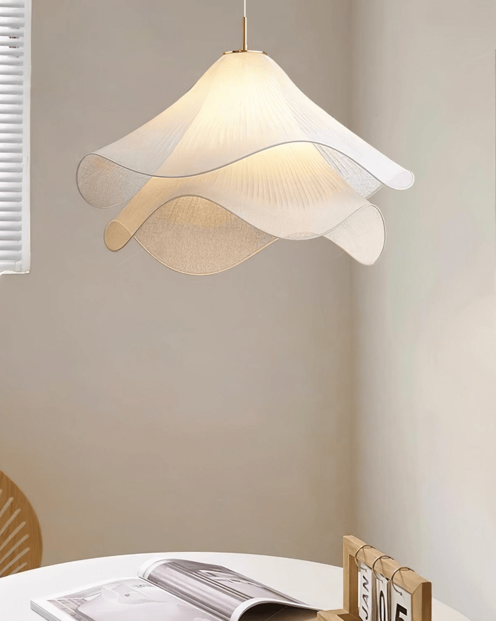 ZolnukBlossom | Pendant light