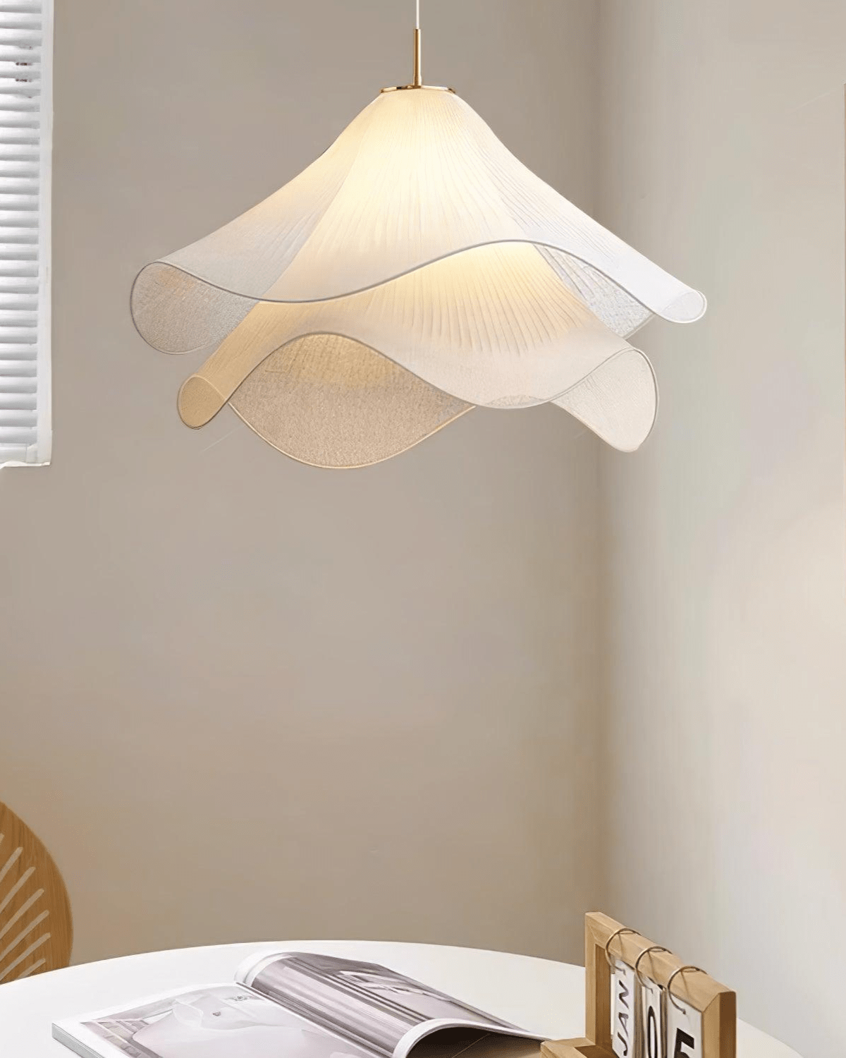 ZolnukBlossom | Pendant light