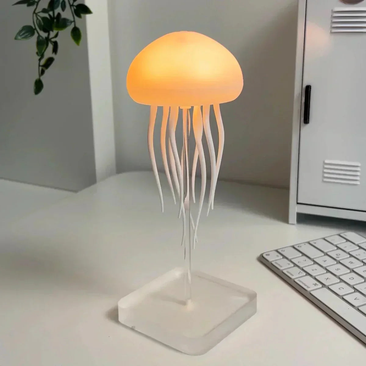 The original Jellybeat | Smart colorful LED dancing jellyfish lamp