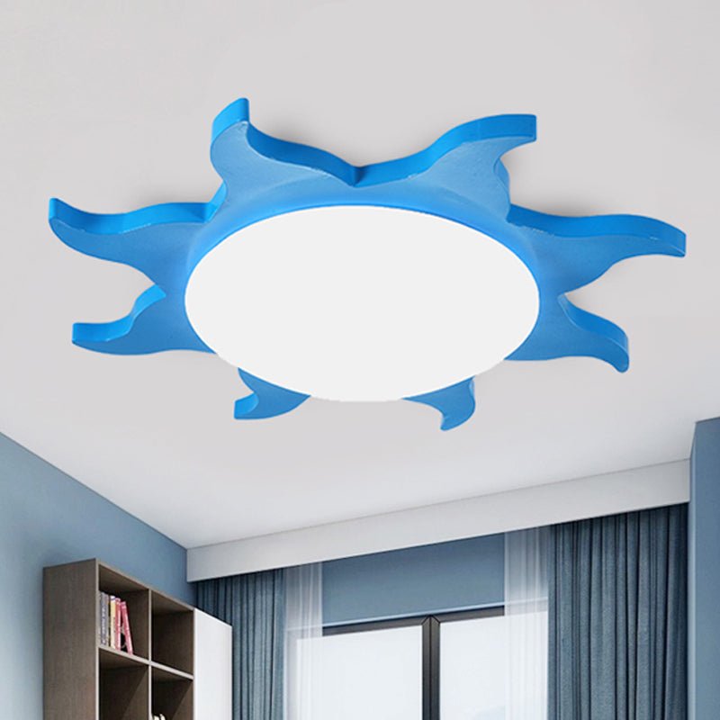 Ceiling lamp in sun shape - wood and acrylic cartoon