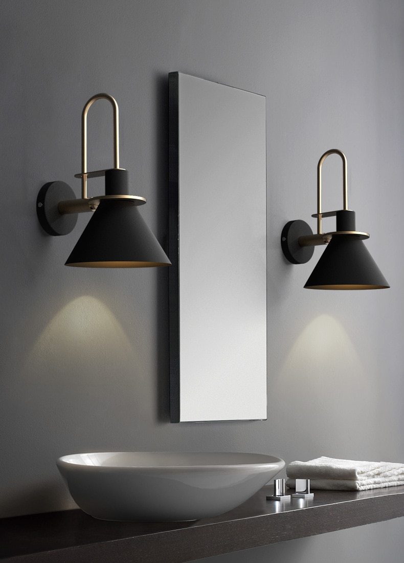 Perseus - Modern Wall Sconce
